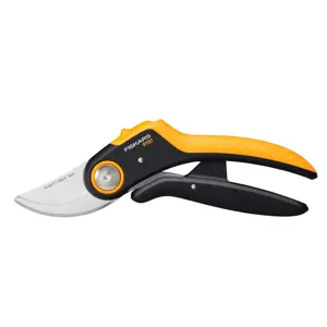 Ruční zahradní nůžky Fiskars PowerLever P721 1057170